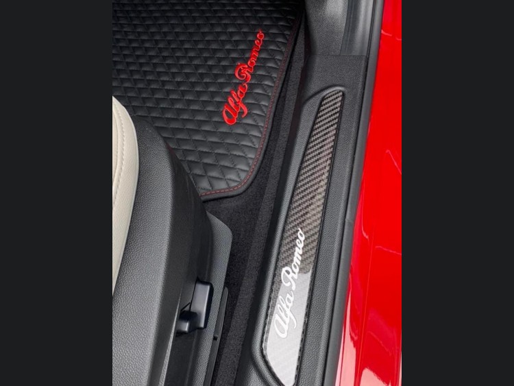 Alfa Romeo Giulia Floor Mats Italian Leather Front + Rear Set